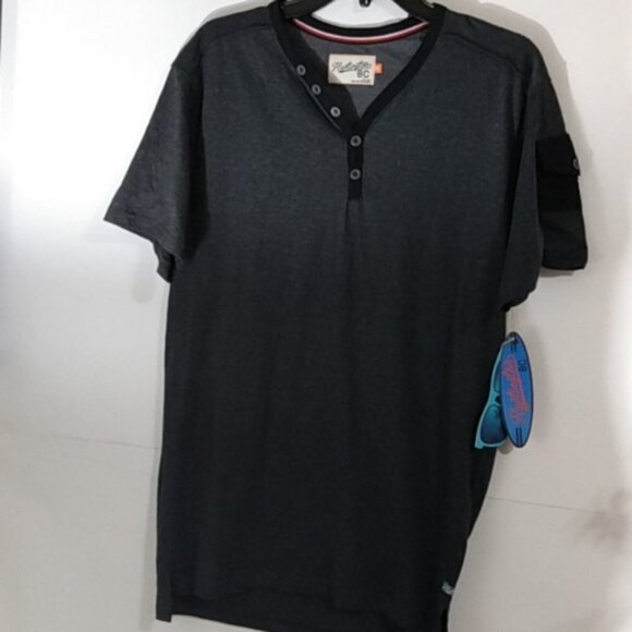 HUNTINGTON BEACH CLUB GRAY BLACK TEE SHIRT SIZE XL NWT - Picture 10 of 11